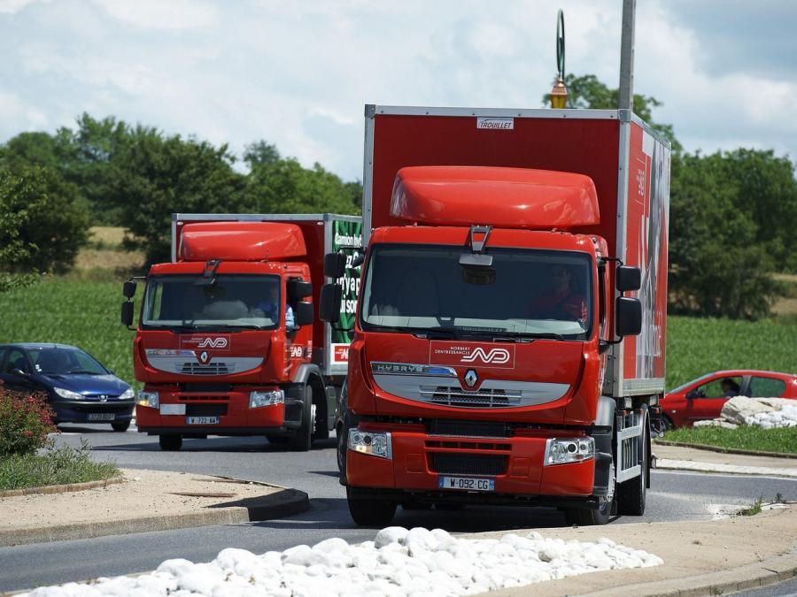  Renault Premium Distribution Hybrys Clean Tech 4x2 2011 года  (фото 6 из 13)